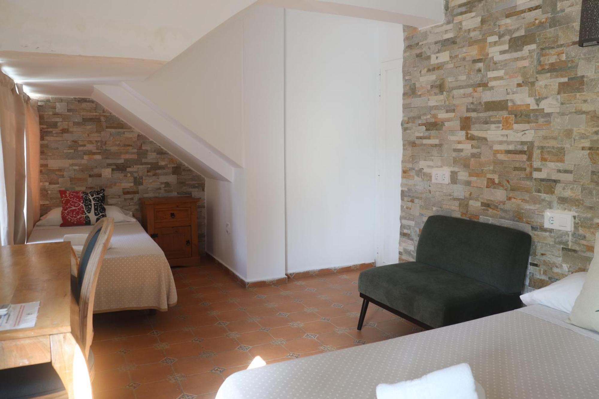 Hostal La Paloma I Calp Extérieur photo