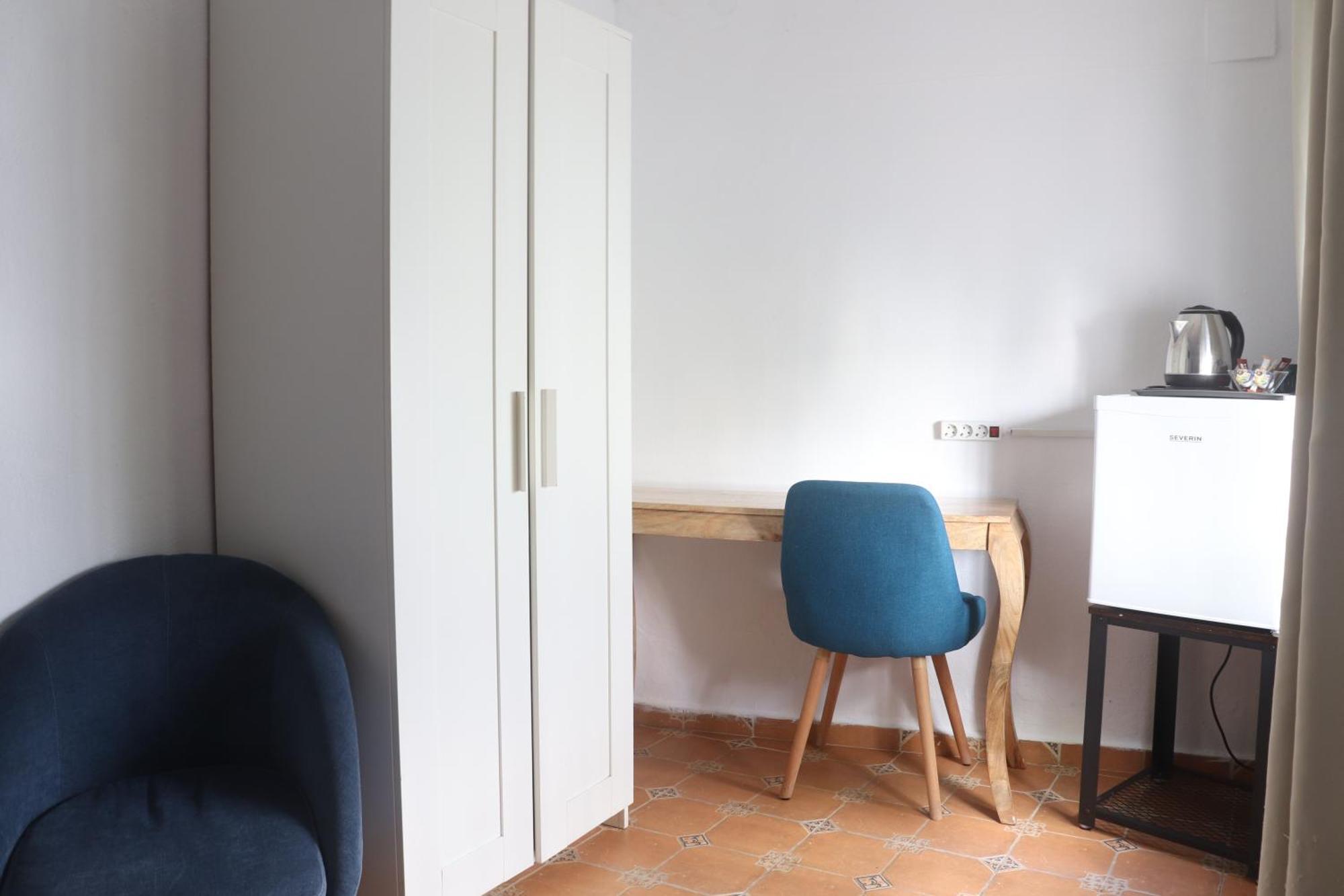 Hostal La Paloma I Calp Extérieur photo