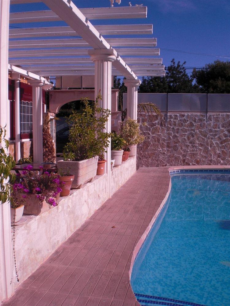 Hostal La Paloma I Calp Extérieur photo
