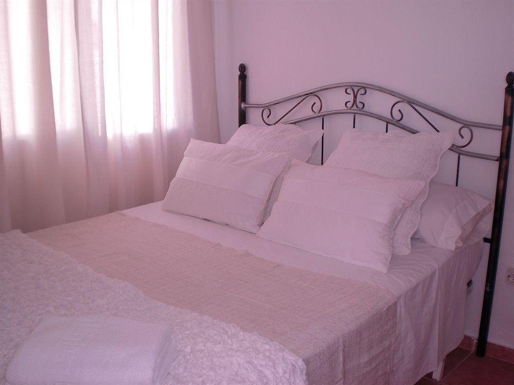 Hostal La Paloma I Calp Extérieur photo